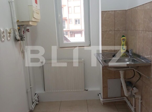 Apartament de vânzare 3 camere Micro 4 - 112000AV | BLITZ Târgoviște | Poza4