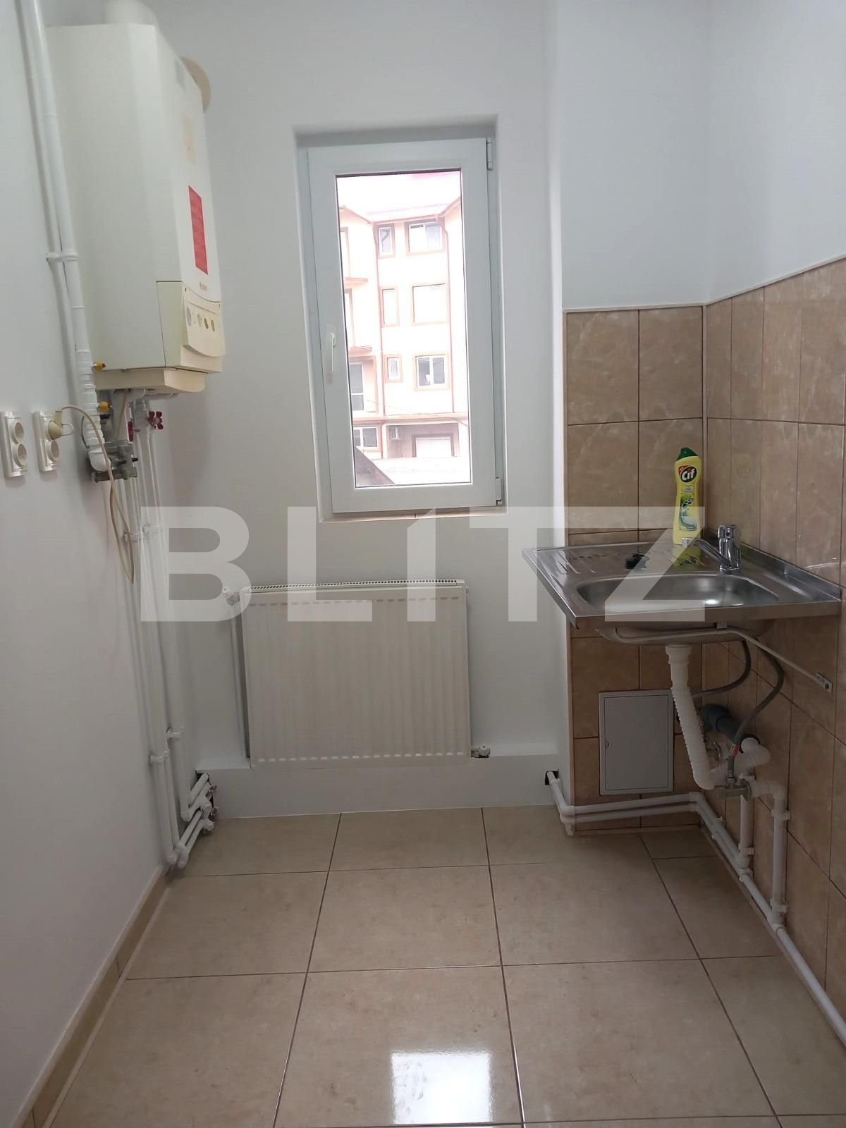 Apartament de vânzare 3 camere Micro 4 - 112000AV | BLITZ Târgoviște | Poza4