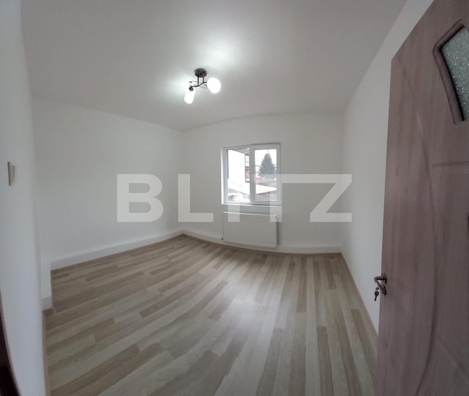 Apartament de vânzare 3 camere Micro 4 - 112000AV | BLITZ Târgoviște | Poza2
