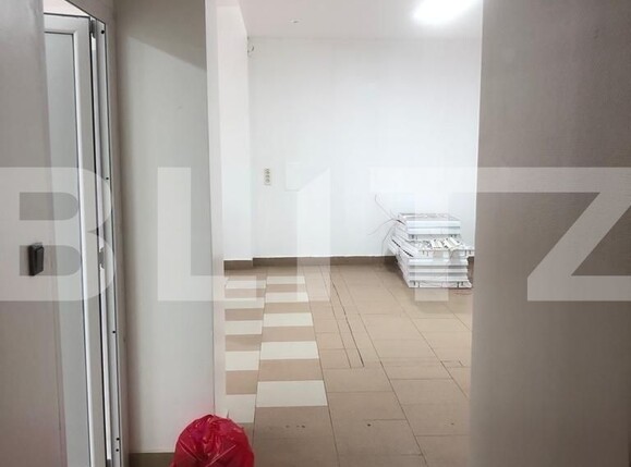 Spațiu comercial de închiriat Central - 112615SIC | BLITZ Târgoviște | Poza4