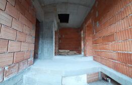 Casa noua, 4 camere, Ulmi