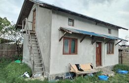 OPORTUNITATE UNICĂ..,,Casă P+M 84mp utili, 400mp teren Dragomirești.