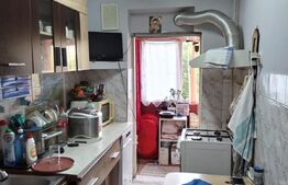 Apartament cu 3 camere semidecomandat 63mp, etaj l Micro 6 Targoviște