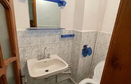 Apartament 3 camere, decomandat,  67mp, etaj 3, Micro 11 Catedrala 