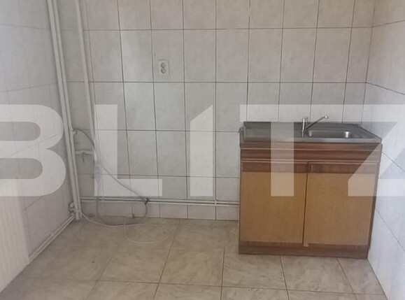 Apartament de închiriat 3 camere Micro 12 - 116078AI | BLITZ Târgoviște | Poza3