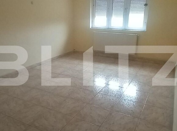 Apartament de închiriat 3 camere Micro 12 - 116078AI | BLITZ Târgoviște | Poza1