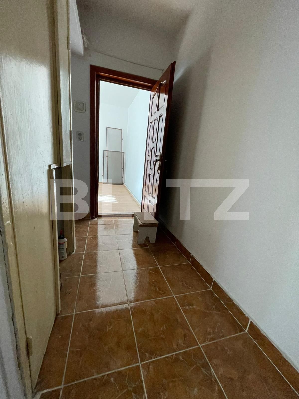 Apartament de vânzare 2 camere Micro 6 - 118045AV | BLITZ Târgoviște | Poza2
