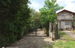 Casă 4 camere, 130mp, terenul 2300mp, Văcărești