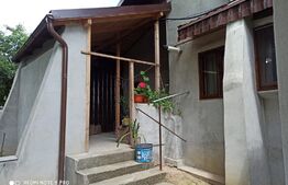 Casă 4 camere, 130mp, terenul 2300mp, Văcărești