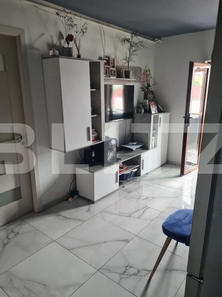 Apartament de vânzare 3 camere Micro 6 - 119093AV | BLITZ Târgoviște | Poza3