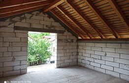 Casă nefinisată în Vulcana-Pandele 