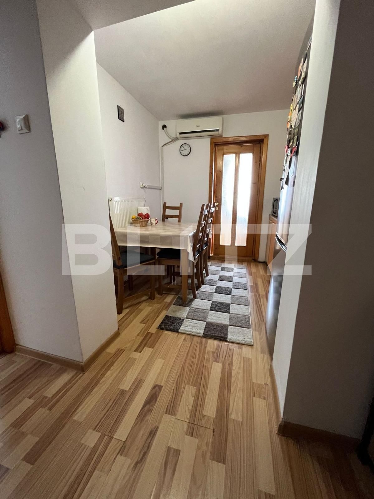 Apartament de vânzare 2 camere Micro 11 - 119960AV | BLITZ Târgoviște | Poza4