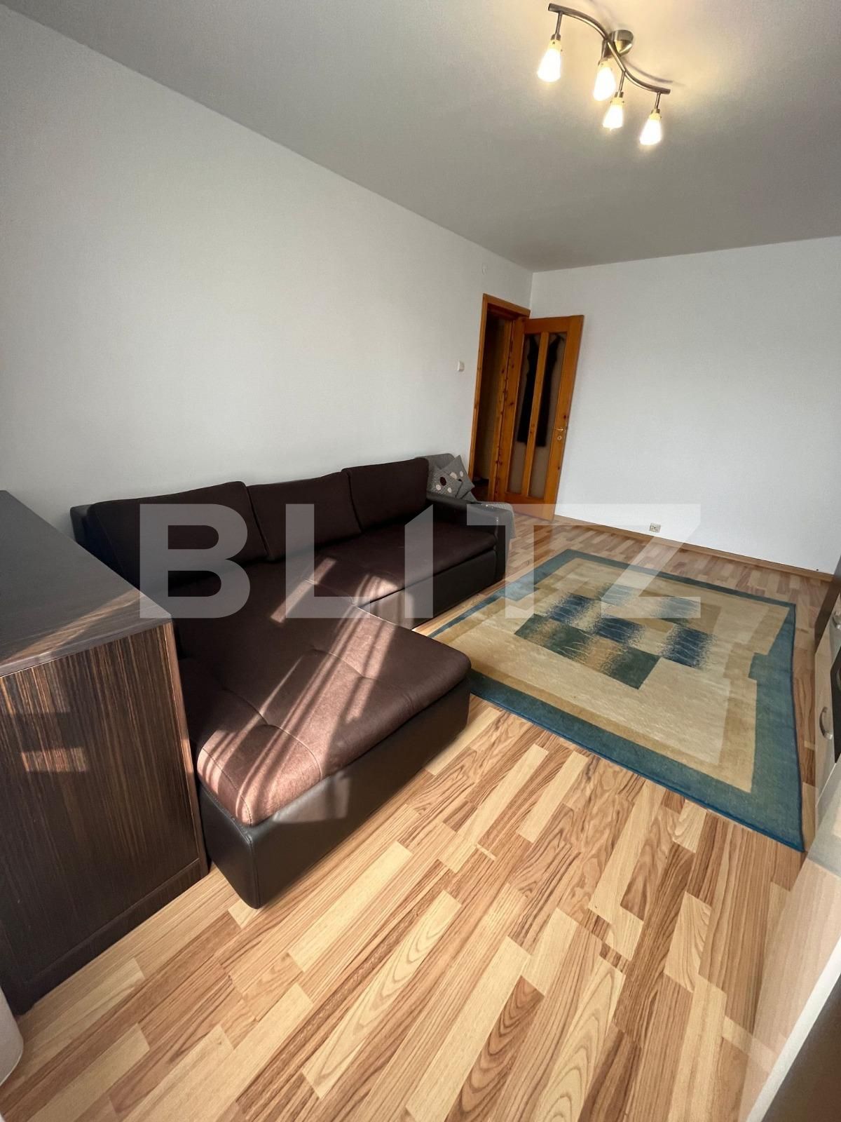 Apartament de vânzare 2 camere Micro 11 - 119960AV | BLITZ Târgoviște | Poza2