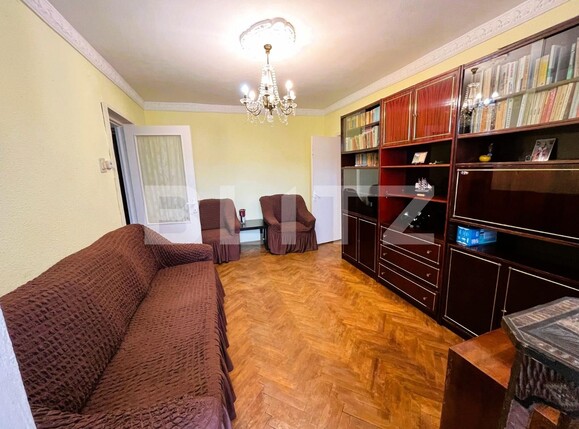 Apartament de vânzare 3 camere Micro 6 - 122400AV | BLITZ Târgoviște | Poza2