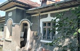 Casă bătranească 3 camere, 62mp, teren 730mp, Valea Voievozilor