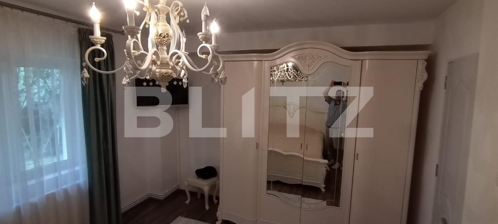 Apartament de vânzare 4 camere Micro 6 - 123940AV | BLITZ Târgoviște | Poza2