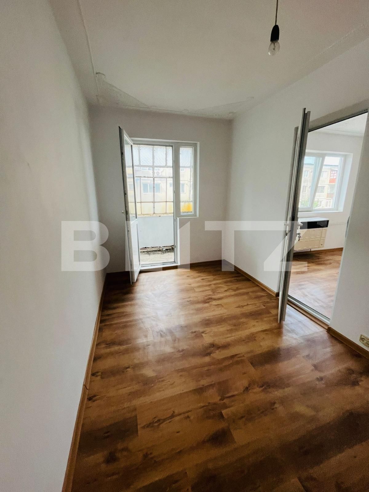 Apartament de vânzare 2 camere Micro 4 - 124384AV | BLITZ Târgoviște | Poza5