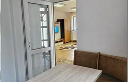 Casa familială renovată, 2 camere, 60mp, teren 320mp, Central