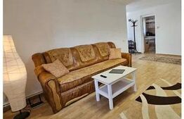 Casa familială renovată, 2 camere, 60mp, teren 320mp, Central