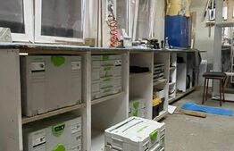 Spatiu comercial 800 mp, teren 1000 mp ,Caramidari