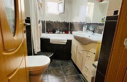 Apartament 3 camere, 70mp, balcon, zona Central