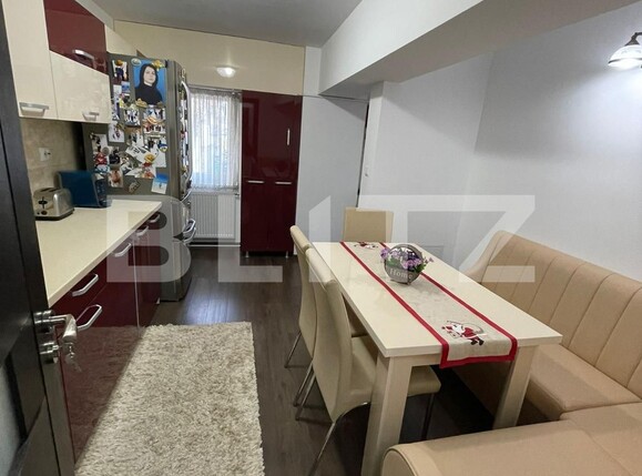 Apartament de închiriat 3 camere Micro 3 - 126056AI | BLITZ Târgoviște | Poza3