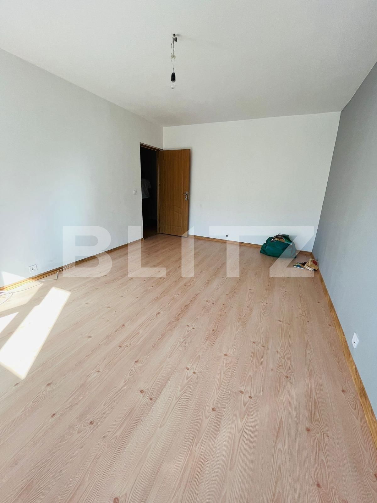 Apartament de vânzare 3 camere Micro 3 - 126870AV | BLITZ Târgoviște | Poza2