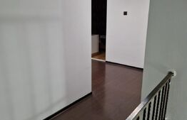 Vilă de vanzare sau la schimb cu Apartament 3 camere. Micro 4
