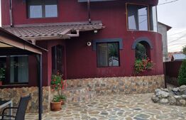 Vilă de vanzare sau la schimb cu Apartament 3 camere. Micro 4