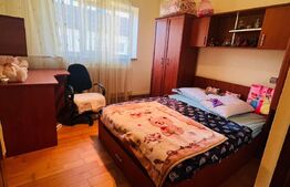 Apartament 3 camere, 67 mp, balcon, Central