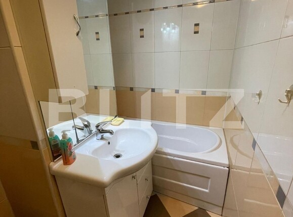 Apartament de închiriat 3 camere Micro 4 - 130797AI | BLITZ Târgoviște | Poza8