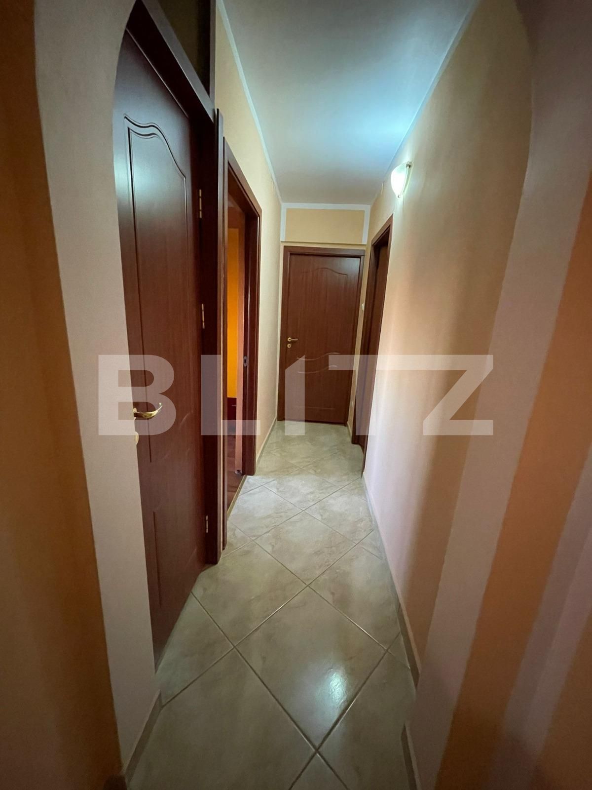 Apartament de închiriat 3 camere Micro 4 - 130797AI | BLITZ Târgoviște | Poza5