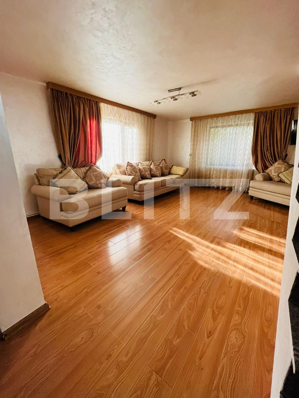 Casa de vânzare 6 camere Exterior Nord - 130931CV | BLITZ Târgoviște | Poza3