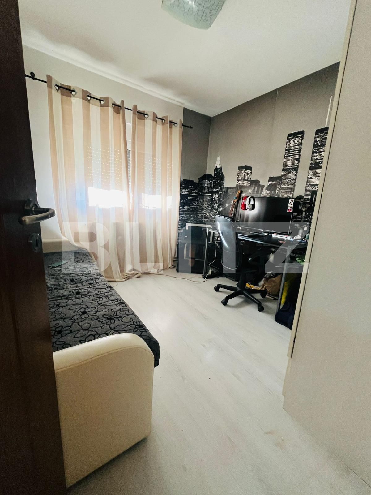 Apartament de vânzare 4 camere Micro 4 - 134726AV | BLITZ Târgoviște | Poza5