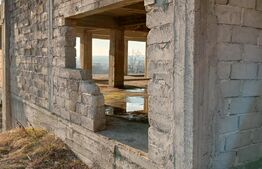 Teren intravilan, 912 mp, Aleea Manastirii Dealu