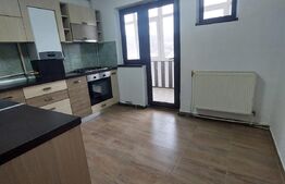 Apartament 3 camere,80 mp ,Moreni