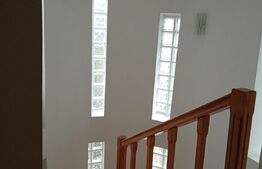 Casa individuala 5 camere,200 mp utili,526 mp teren, Calea Campulung, PRISEACA