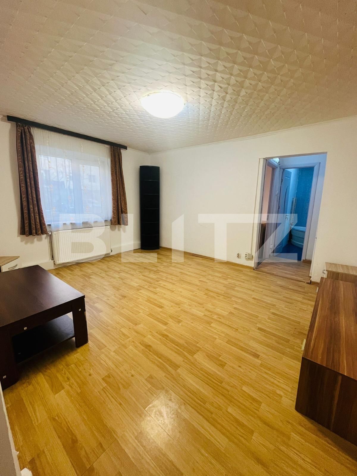 Apartament de vânzare 2 camere Micro 6 - 136950AV | BLITZ Târgoviște | Poza3