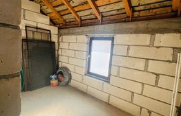 Casa 5 camere,180 mp utili +1000 mp teren,Bucsani