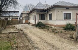 Casa individuala 95mp, teren 6100mp, Titu