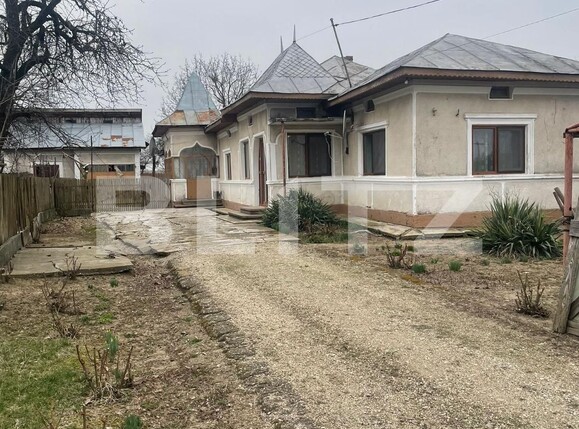Casa de vânzare 4 camere Sud - 137168CV | BLITZ Târgoviște | Poza1