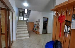 Vila 6 camere,241 mp utili +5813 teren, 17 km Targoviste 