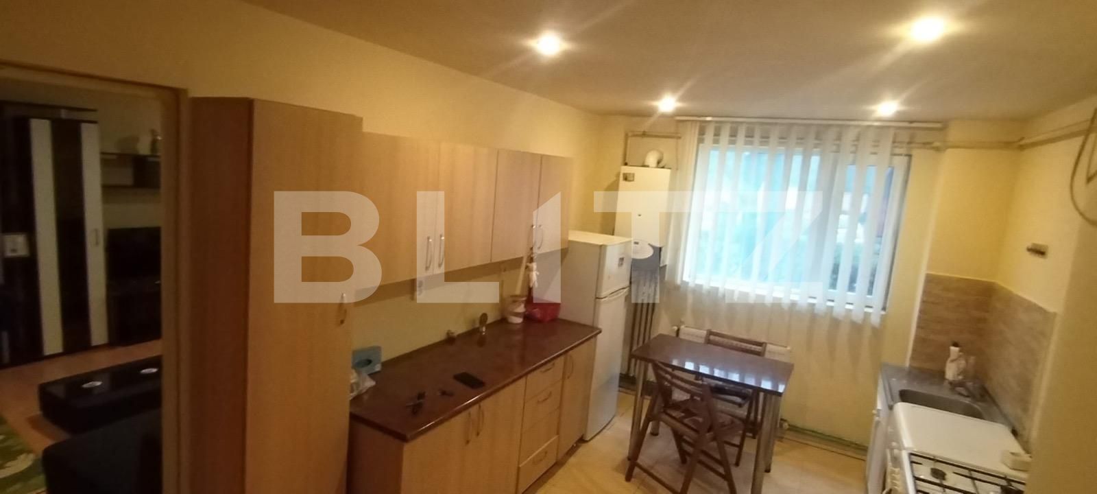 Apartament de vânzare 2 camere Micro 4 - 137504AV | BLITZ Târgoviște | Poza2