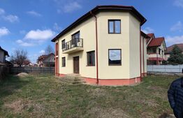 Vila 5 camere 214mp, teren 536 mp, Targoviste-Priseaca