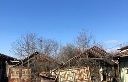 Casa individuala 8 camere, 350mp utili, teren 4000 mp, Matasaru, Dambovita