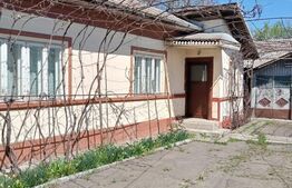 Casa individuala  Bucsani, cu plata in 2 transe