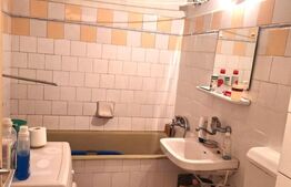 Apartament 3 camere, decomandat, 68 mp, M12, zona Catedralei