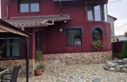 Vilă de vanzare sau la schimb cu Apartament 3 camere. Micro 4