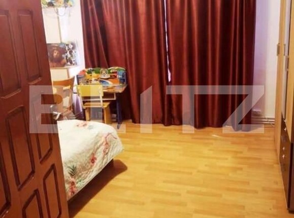 Apartament de vânzare 4 camere Micro 4 - 141248AV | BLITZ Târgoviște | Poza3