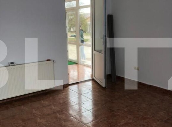 Spațiu comercial de închiriat Exterior Est - 141399SIC | BLITZ Târgoviște | Poza9